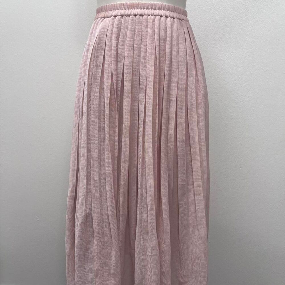 Uniqlo Women's Pink Skirt